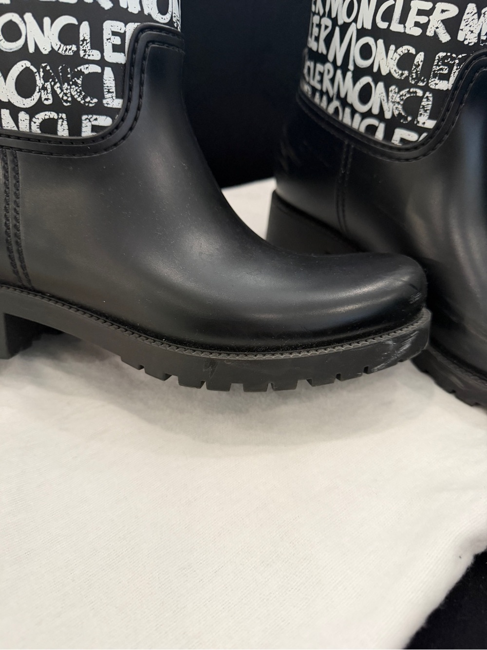 Moncler Black and White Logo Rubber Boots - Picture 6 of 8